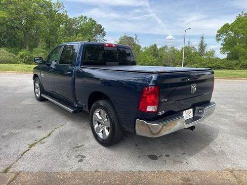 Used 2020 RAM 1500 Classic SLT w/ Luxury Group image 5