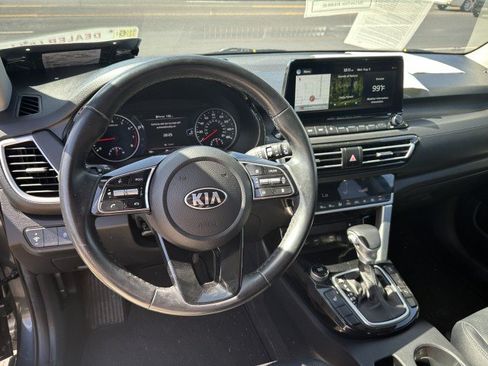 Used 2021 Kia Seltos SX AWD/4WD image 13