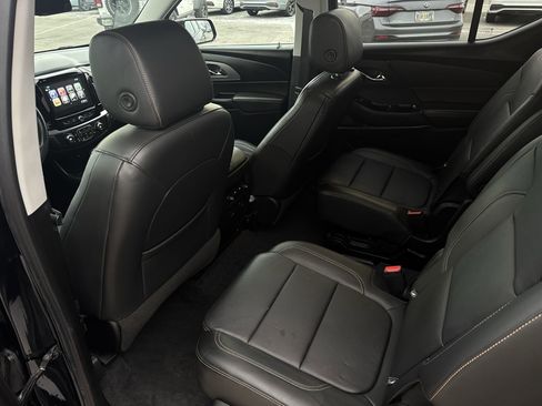 Used 2019 Chevrolet Traverse LT w/ LT Premium Package image 21