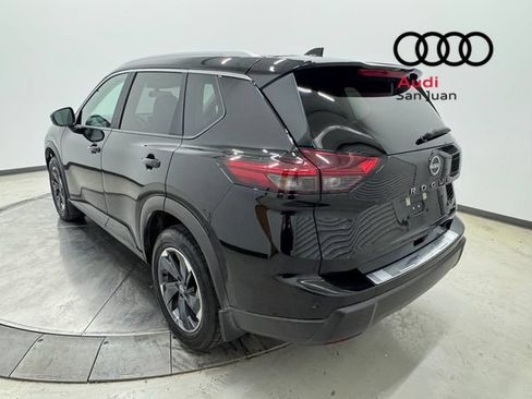 Used 2024 Nissan Rogue SV w/ SV Premium Package FWD image 35