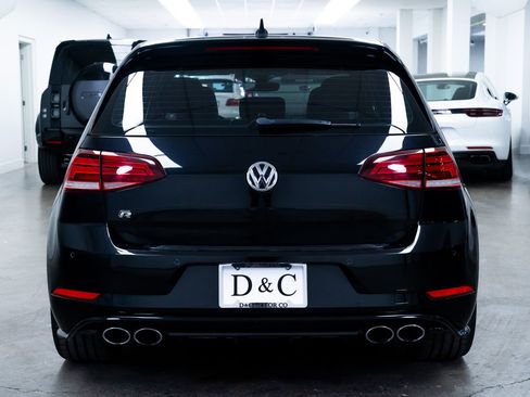 Used 2019 Volkswagen Golf R 4-Door image 4