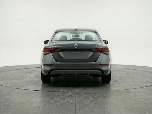 Used 2025 Nissan Sentra S image 7