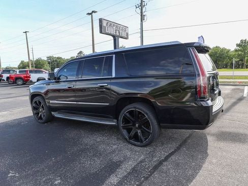 Used 2015 Cadillac Escalade ESV Luxury RWD image 6
