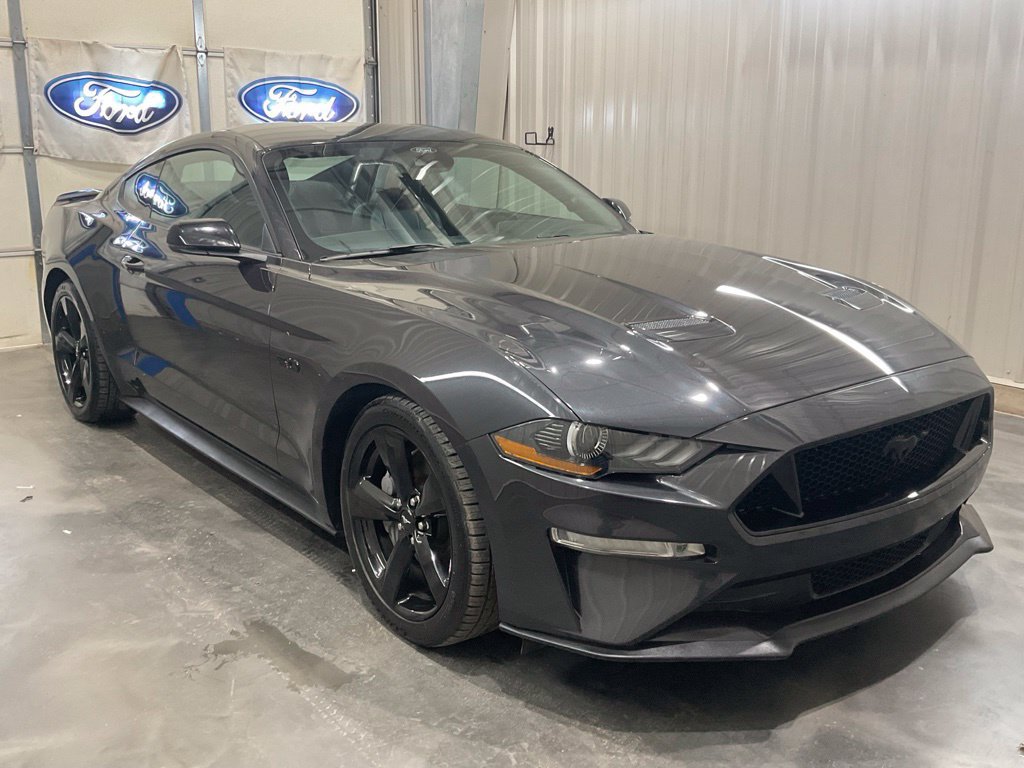 Used 2022 Ford Mustang GT Premium w/ Equipment Group 401A RWD image 2