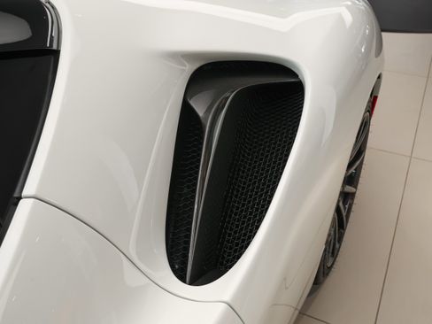 Used 2023 Ferrari SF90 Stradale image 19