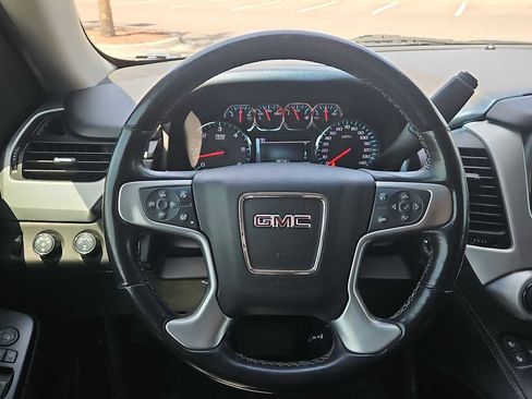Used 2019 GMC Yukon SLT w/ Open Road Package AWD/4WD image 11