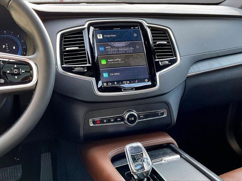 Used 2024 Volvo XC90 B6 Ultimate w/ Protection Package Premier image 9