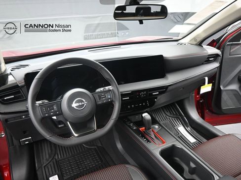 New 2026 Nissan Kicks SR FWD image 14