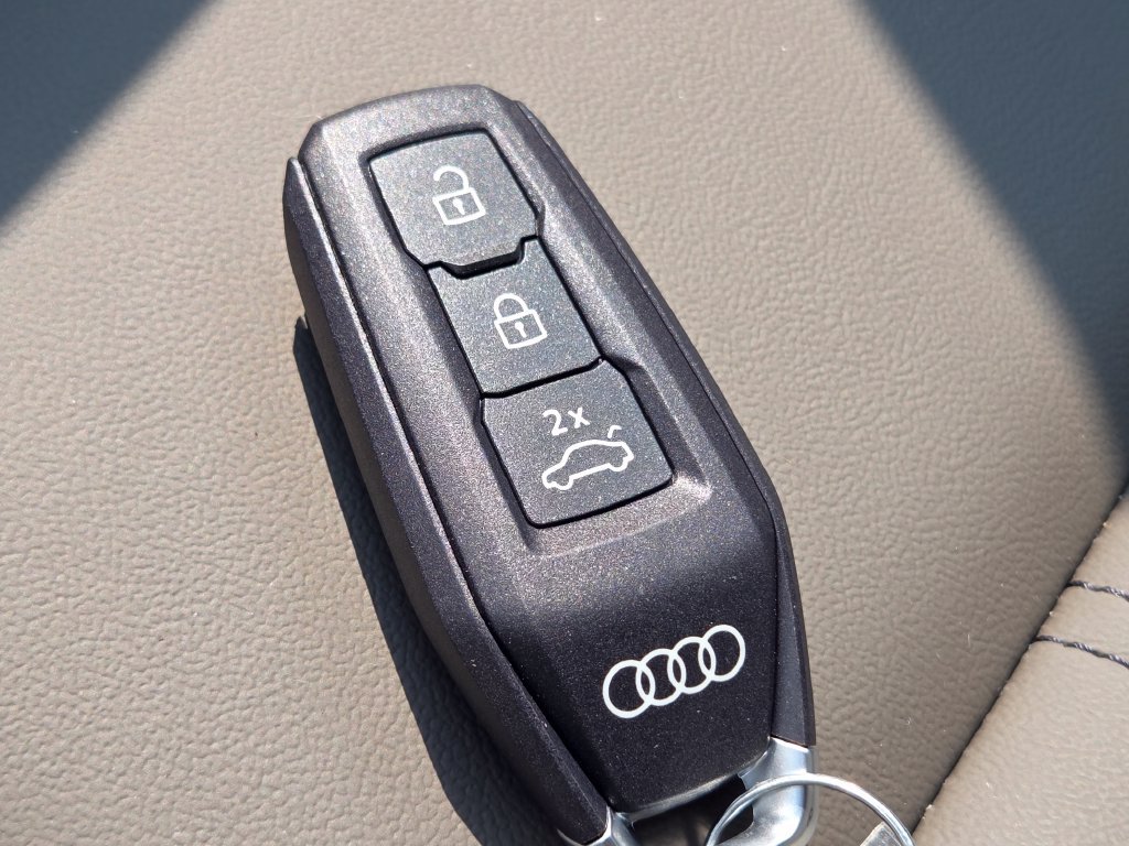 Certified 2026 Audi Q5 Premium Plus AWD/4WD image 40