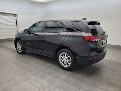 Used 2023 Chevrolet Equinox LS FWD image 3