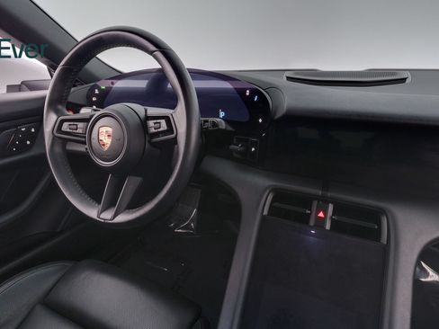 Used 2023 Porsche Taycan RWD image 25