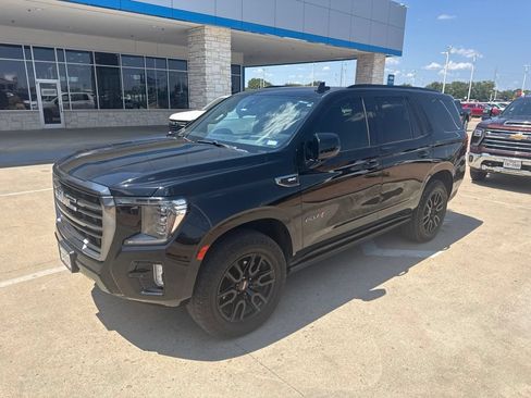 Used 2021 GMC Yukon AT4 w/ AT4 Premium Plus Package AWD/4WD image 1