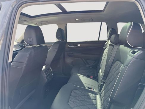 New 2026 Volkswagen Atlas SEL Premium R-Line AWD/4WD image 10