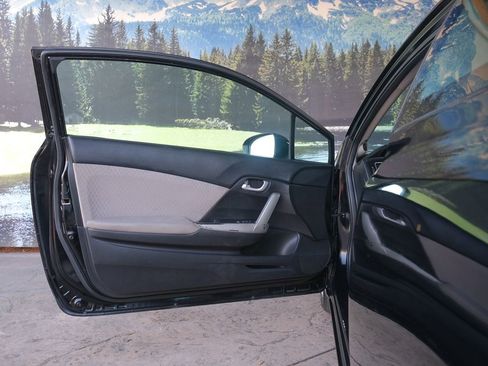 Used 2014 Honda Civic LX image 11