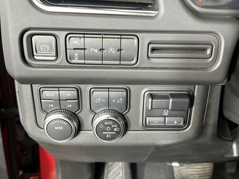 Certified 2023 GMC Yukon SLT w/ Max Trailering Package image 32