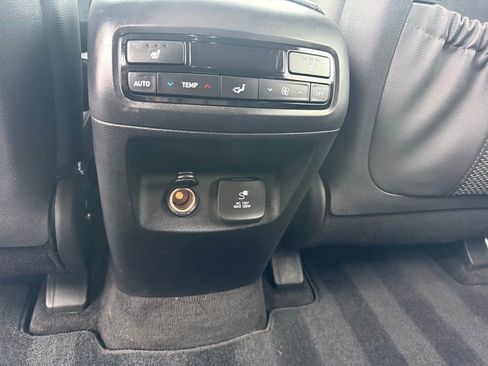 Used 2022 Hyundai Palisade SEL w/ Premium Package image 33