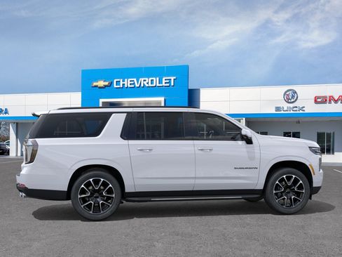 New 2026 Chevrolet Suburban RST w/ Comfort Package AWD/4WD image 31