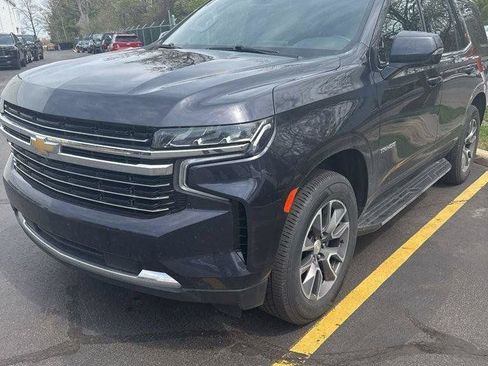 Used 2022 Chevrolet Tahoe LT w/ LT Signature Plus Package AWD/4WD image 1