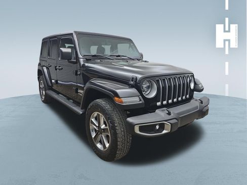 Used 2019 Jeep Wrangler Unlimited Sahara AWD/4WD image 1