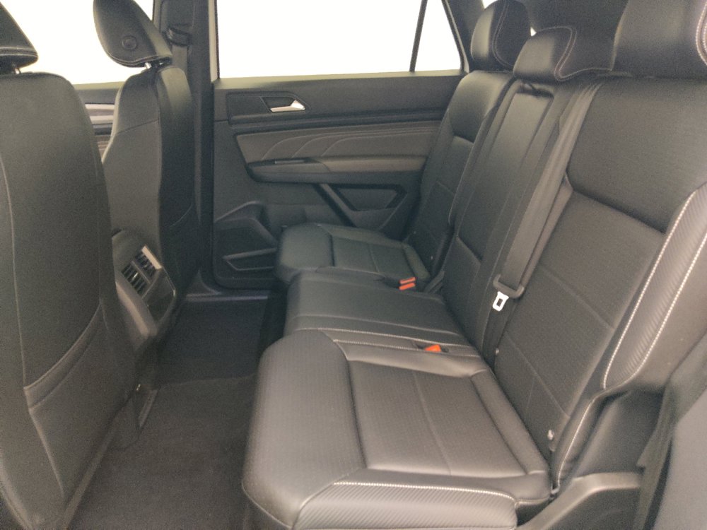Used 2023 Volkswagen Atlas Cross Sport SE FWD image 18