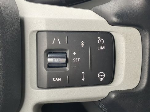 Used 2024 Land Rover Defender 110 S image 27