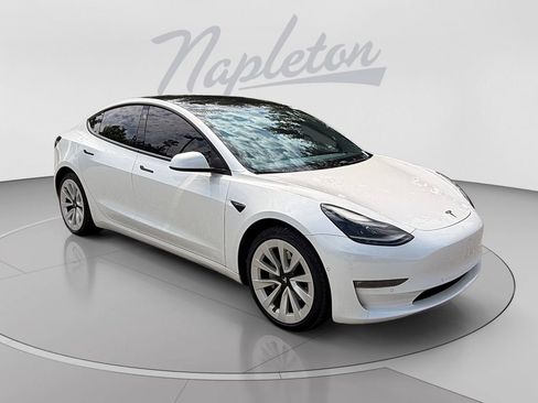 Used 2021 Tesla Model 3 Long Range AWD/4WD image 8