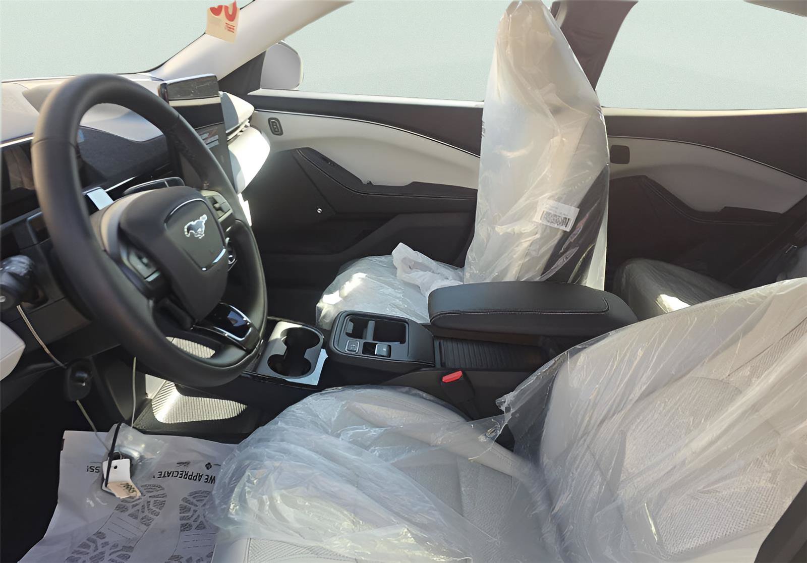 Used 2025 Ford Mustang Mach-E Premium RWD image 7