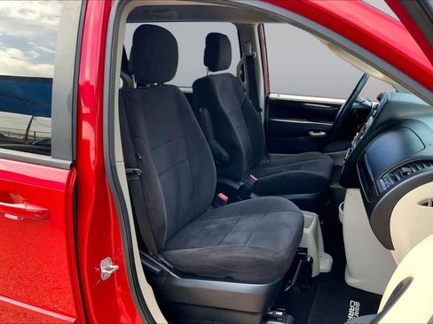 Used 2013 Dodge Grand Caravan SE FWD image 9