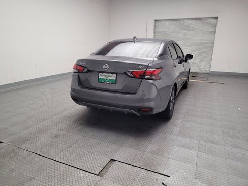 Used 2020 Nissan Versa SV image 7