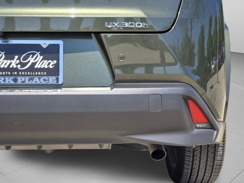 Certified 2025 Lexus UX 300h FWD w/ Accessory Package (Z1) image 41