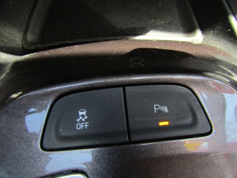 Used 2020 Chevrolet Malibu LT FWD image 22