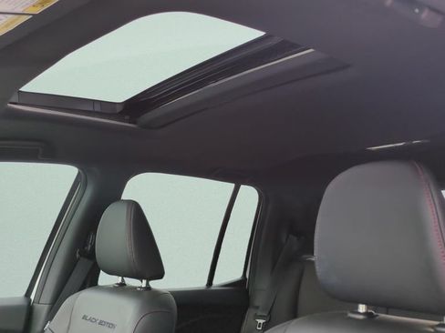 Used 2025 Honda Ridgeline Black Edition image 17