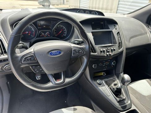 Used 2016 Ford Focus ST FWD image 6