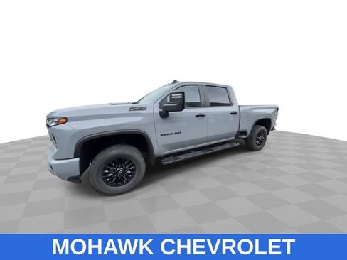Used 2024 Chevrolet Silverado 2500 LT w/ Z71 Sport Edition AWD/4WD image 4