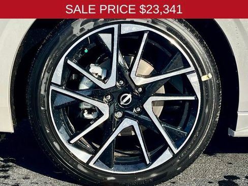 New 2025 Nissan Sentra SR image 20