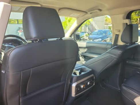 Used 2024 Ford Expedition XLT RWD image 15
