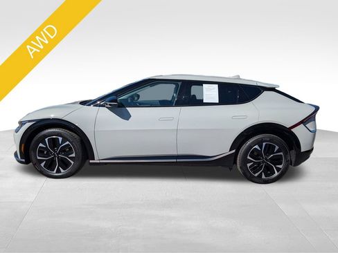 Used 2024 Kia EV6 Wind image 2