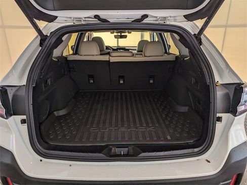 Certified 2020 Subaru Outback Limited image 14
