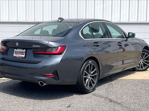 Used 2022 BMW 330i xDrive Sedan w/ Driving Assistance Package AWD/4WD image 17