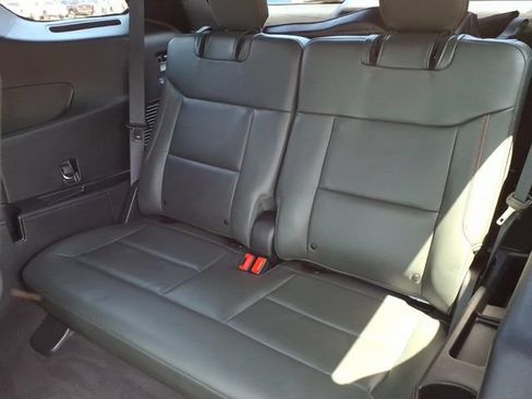 Used 2022 Ford Explorer Timberline w/ Timberline Technology Package AWD/4WD image 15