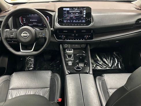 Certified 2023 Nissan Rogue Platinum w/ Platinum Premium Package image 27