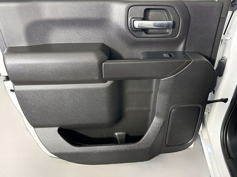 Used 2023 Chevrolet Silverado 2500 LT image 24