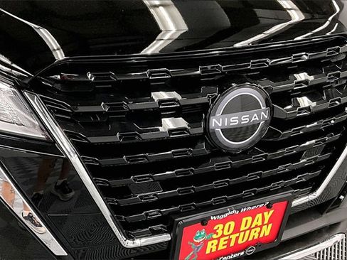 New 2025 Nissan Kicks S image 15