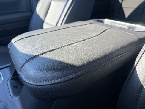 Used 2024 GMC Sierra 1500 Denali w/ Denali Reserve Package image 40