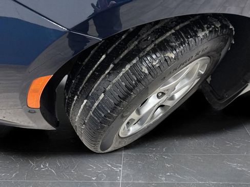 Used 2024 Chrysler Pacifica Limited w/ Trailer Tow Group image 39