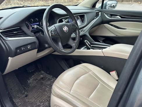 Used 2020 Buick Enclave Premium w/ Sun and Sites Package image 12