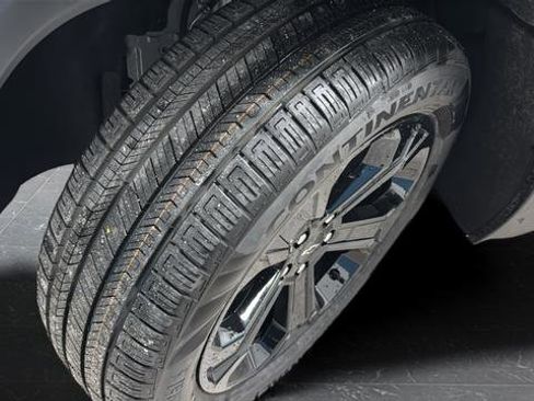 New 2026 Chevrolet Equinox LT w/ Convenience Package II image 32