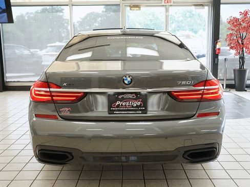 Used 2018 BMW 750i xDrive AWD/4WD image 18
