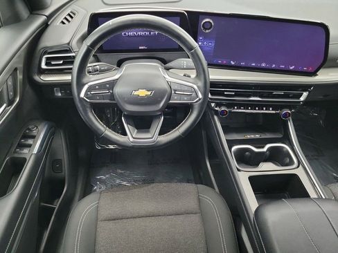 Certified 2025 Chevrolet Traverse LT image 11