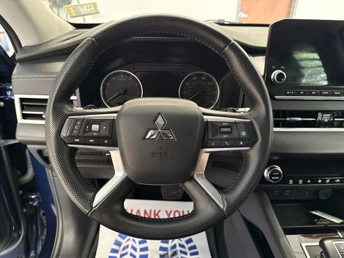 Used 2024 Mitsubishi Outlander SE AWD/4WD image 27